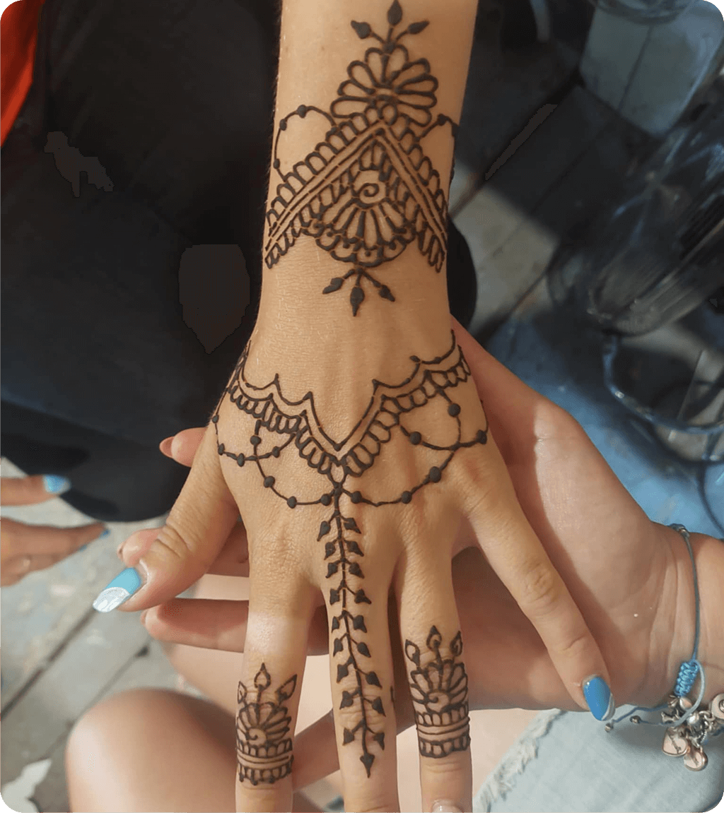 Henna kézre